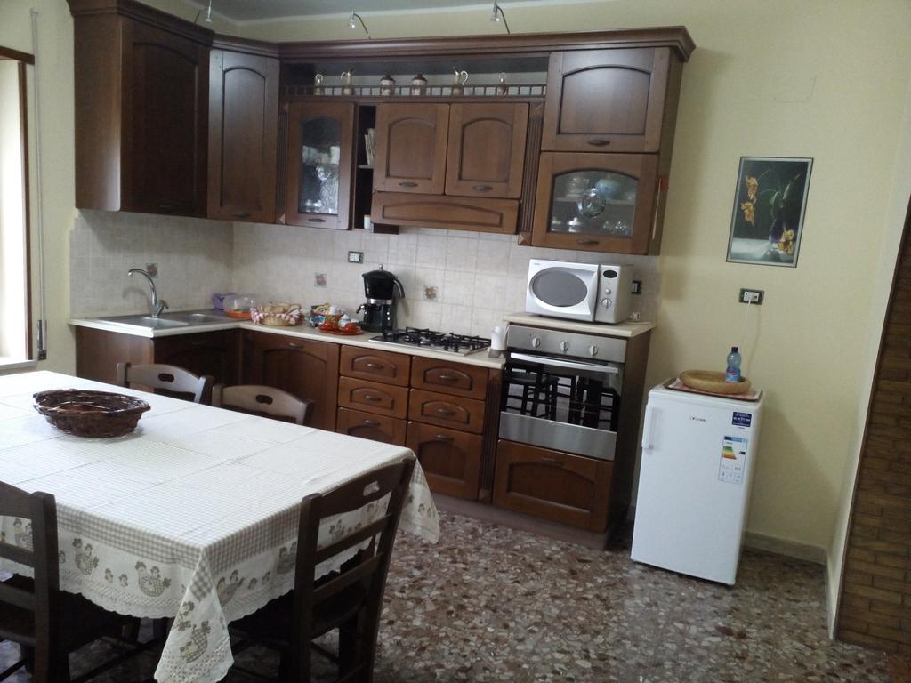 B&B A Casa Di Nonna Fondi Eksteriør bilde