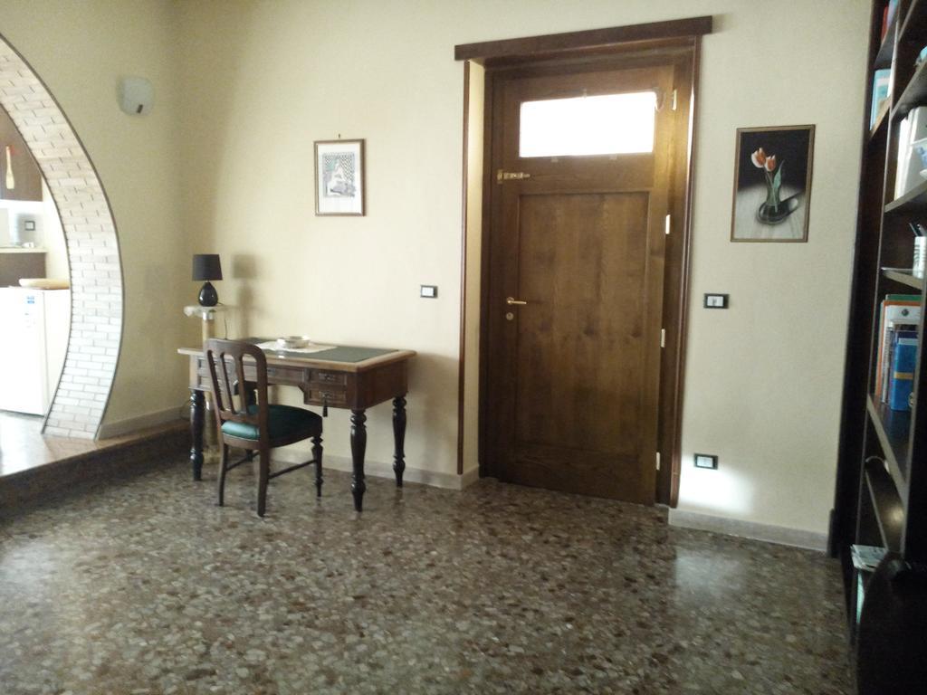 B&B A Casa Di Nonna Fondi Eksteriør bilde